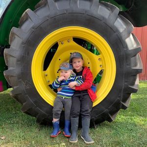 Meet your Posher, Kelly